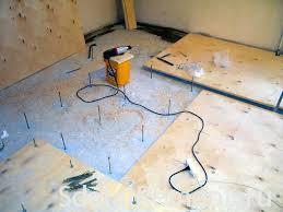 Leveling the floor with plywood