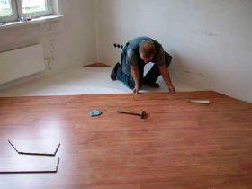 Instructions for laying laminate