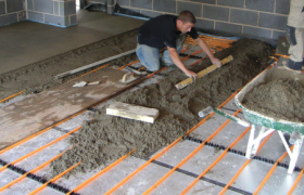 Fiberglass in the semi-dry screed