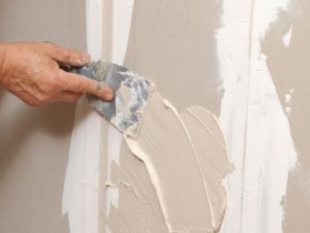 plaster under the wallpaper