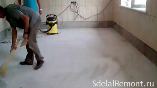 Surface preparation for laying tiles