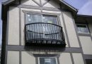 What are the types of French balconies